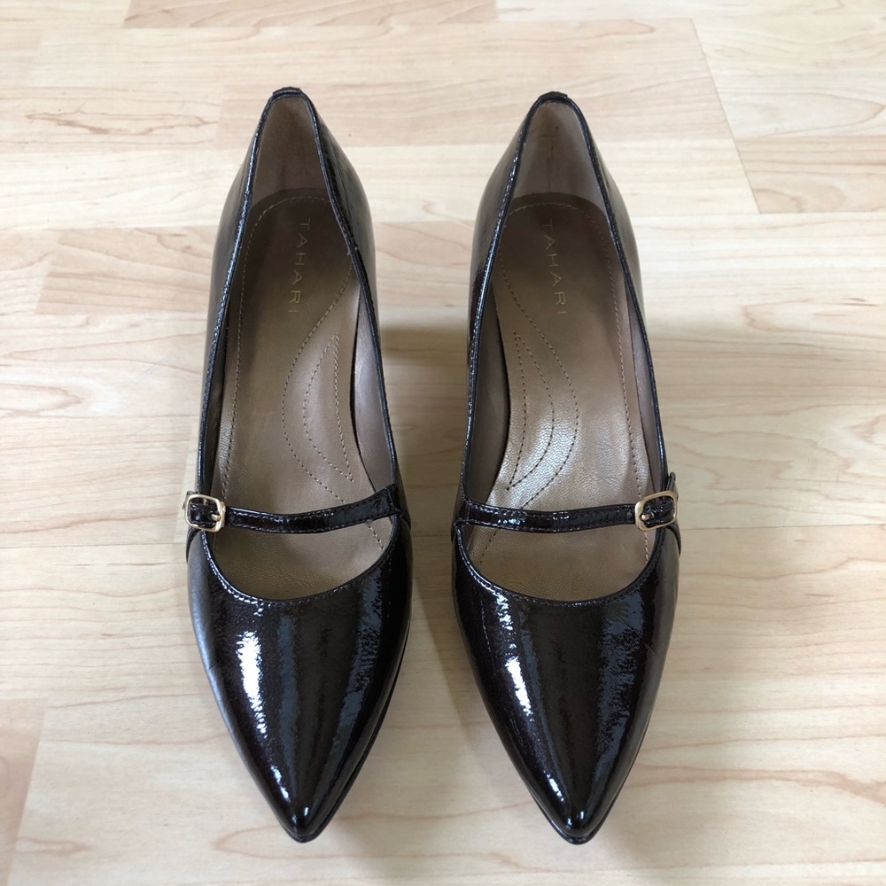 NEW Tahari ‘Melanie’ Brown Patent Leather Heels